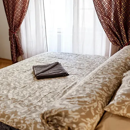 Apartment At The Blue Lion & Parking Assistance *