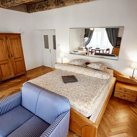Apartment At The Blue Lion & Parking Assistance *