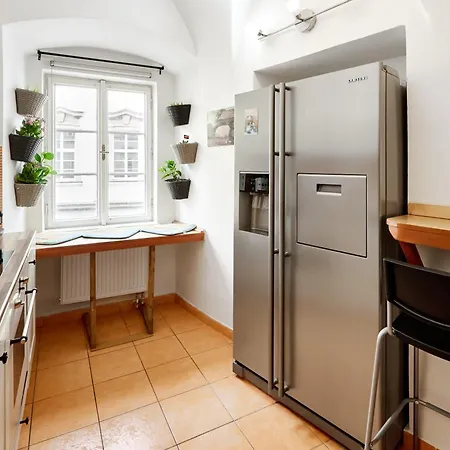 Apartment At The Blue Lion & Parking Assistance *