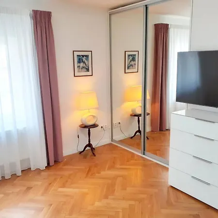 アパート At The Blue Lion And Parking Assistance *