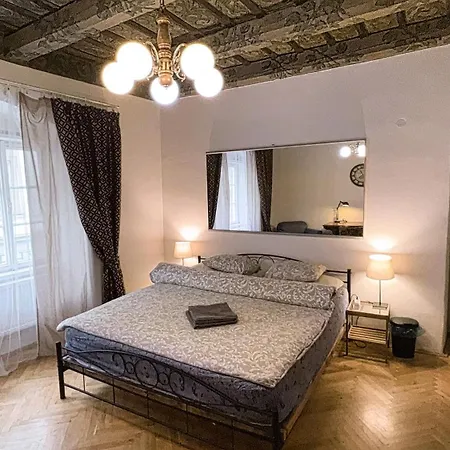 Apartment At The Blue Lion & Parking Assistance Prague