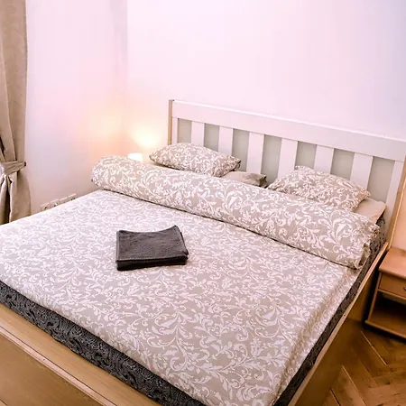 At The Blue Lion And Parking Assistance * プラハ