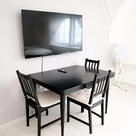 Apartamento At The Blue Lion And Parking Assistance Praga