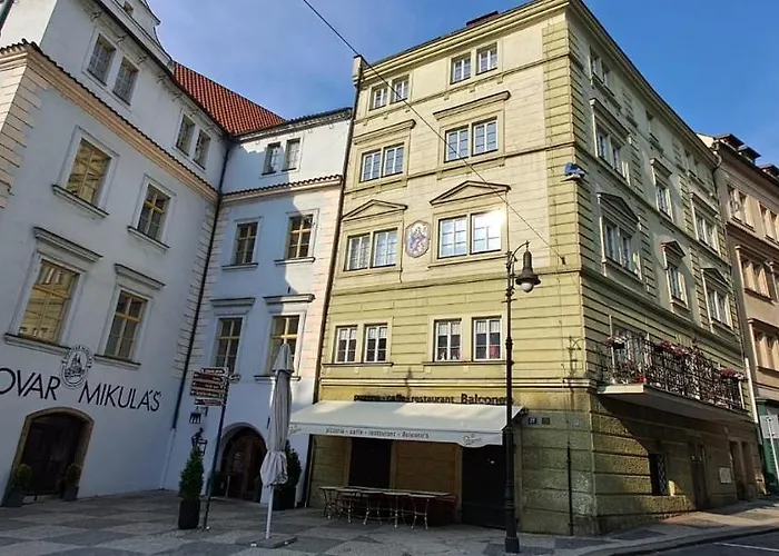 Apartment At The Blue Lion And Parking Assistance Prague