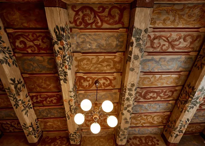 At The Blue Lion And Parking Assistance Apartment